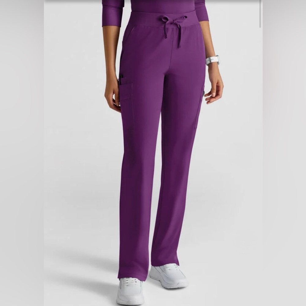 WhisperLite Yara 10-pocket Stretch Cargo Straight Leg Scrub Pants